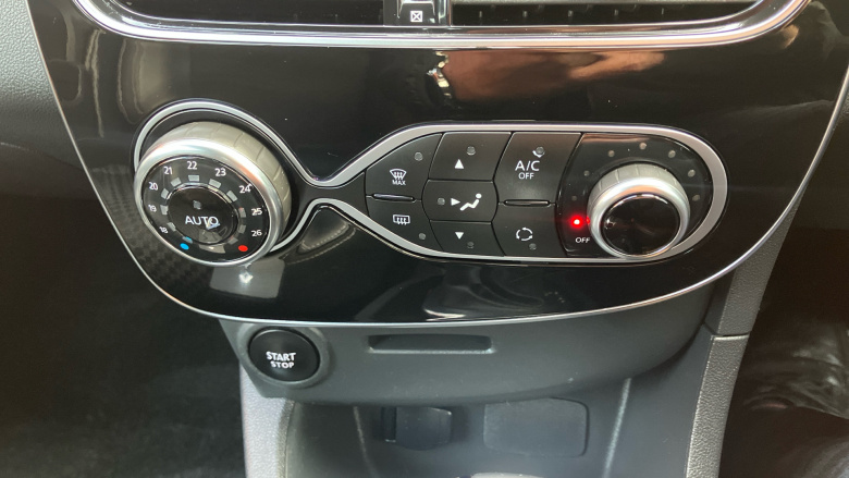 Renault Clio 1.5 dCi 90 Dynamique S Nav 5dr Auto Diesel Hatchback